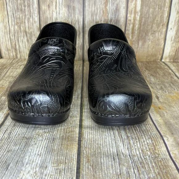 Dansko Embossed Black Leather Flats - Picture 2 of 9